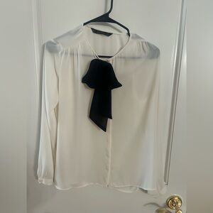 Zara Basic Elegant Cream Blouse with Black Bow Blouse Size Small